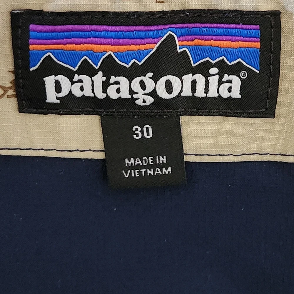 Patagonia Stretch Planing‎ Board Shorts Mens 30 Blue Geometric Fish Print 86611